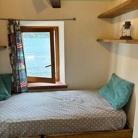 아파트 Agave Direclty On The - Goelba