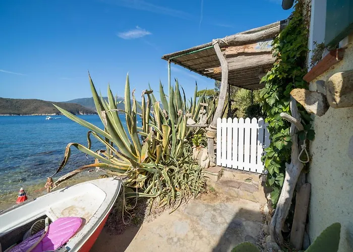 아파트 Agave Direclty On The - Goelba