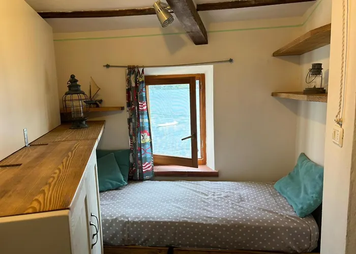 아파트 Agave Direclty On The - Goelba 포르토페라이오